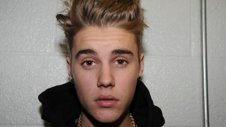 justin bieber with pimples reuters.jpg